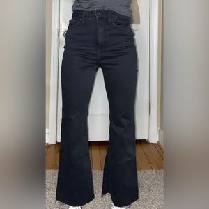 Black Capri Denim Jeans